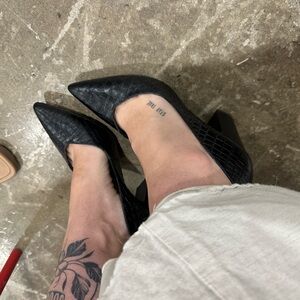 Elegant Black Women's Shoes